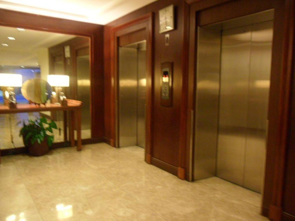 Amorsolo Mansion Hotel Manilla Buitenkant foto